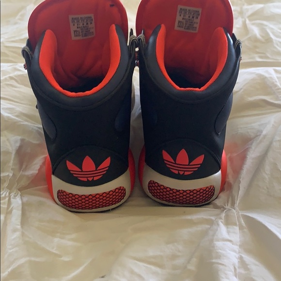 Adidas sneakers - Picture 3 of 6